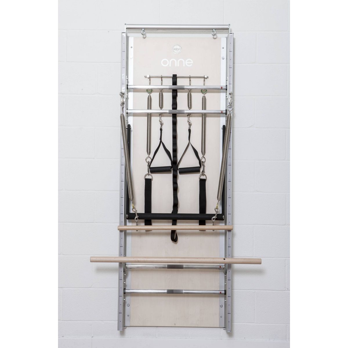 Onne Wall Unit